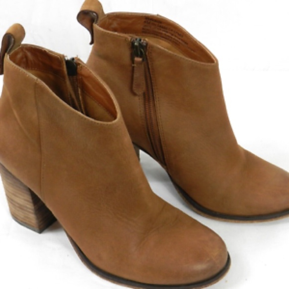 BP Tan Leather Ankle Booties